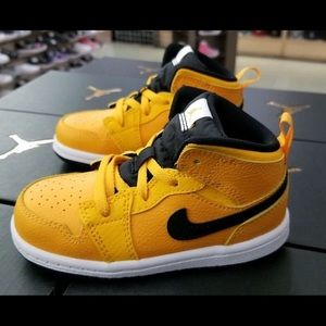 Nike Air jordan 1  University Gold/Black 10c